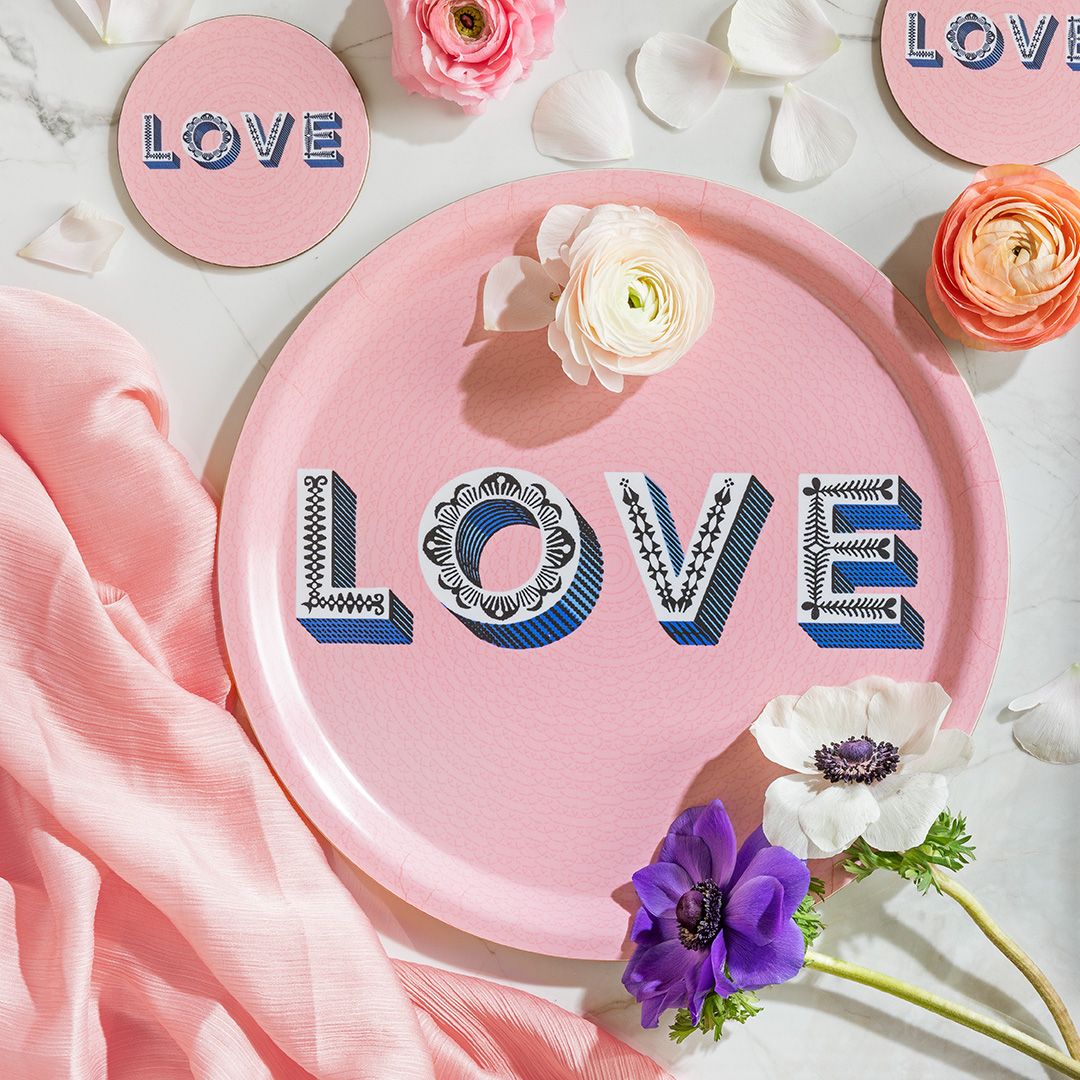 Bricka - Love
