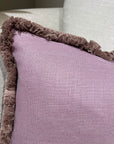 Kuddfodral med fransar lavender