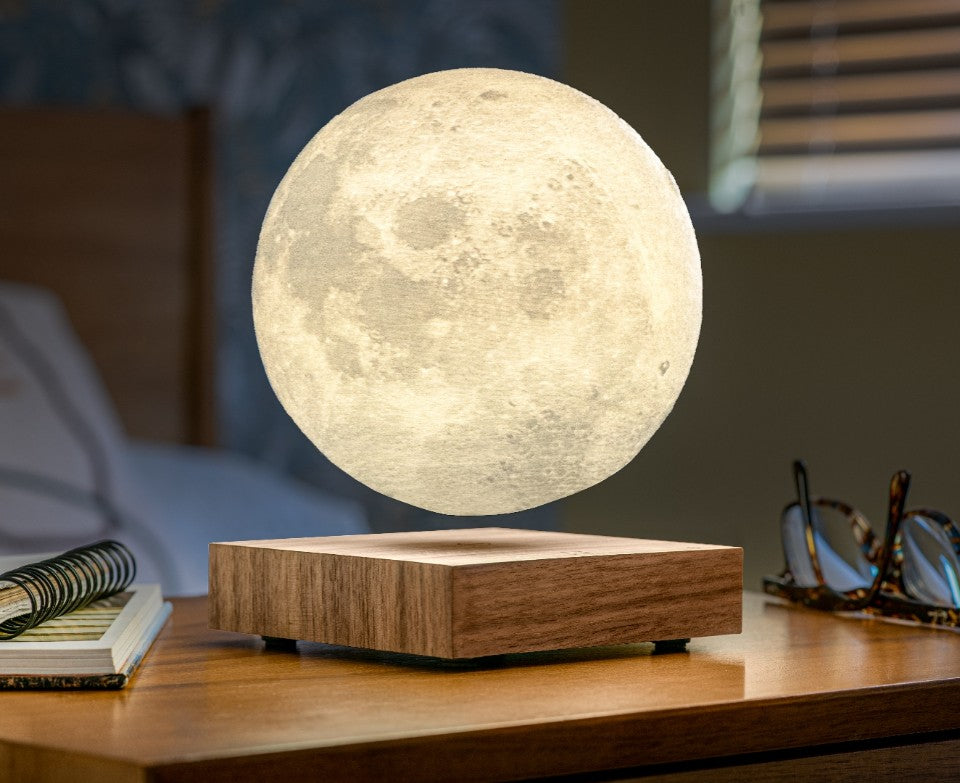 Smart månlampa - Kommer i Oktober!
