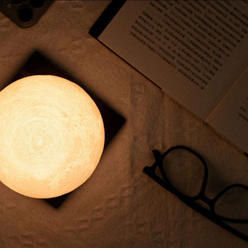 Smart månlampa - Kommer i Oktober!