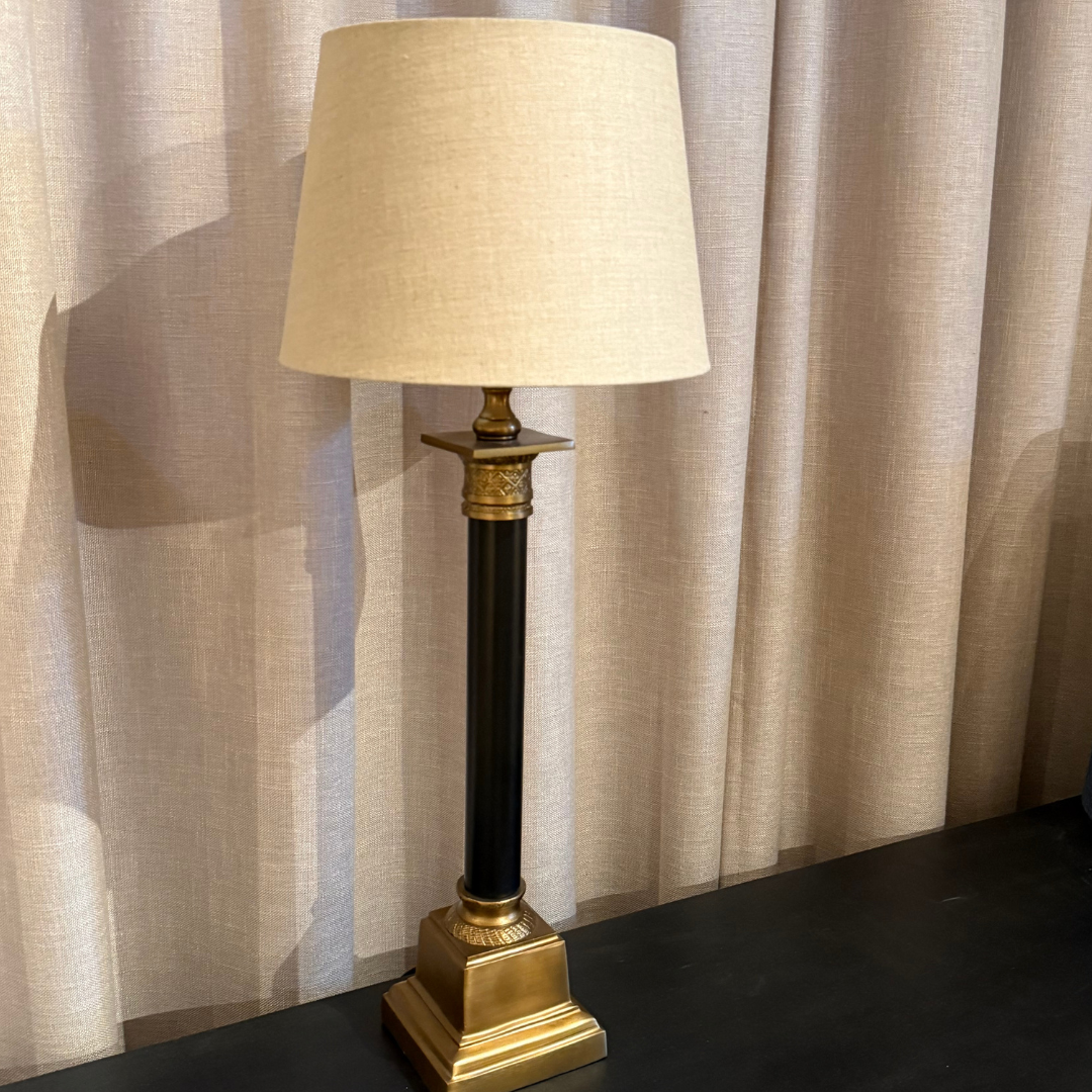 Lampfot Karl Låg Oxid/Svart med skärm Natur H65 cm