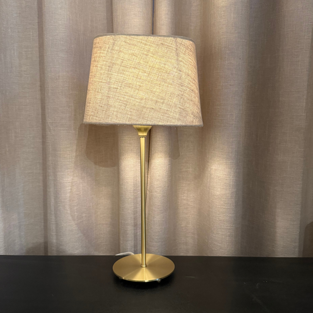 Lampfot Line guld med skärm Oval Natur H45 cm