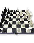 Schackspel svart vitt