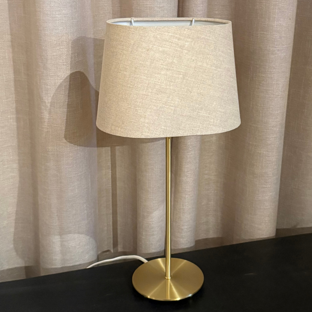 Lampfot Line guld med skärm Oval Natur H45 cm
