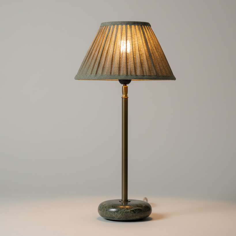 Lampfot Eris Marmor Antikmässing H42 cm
