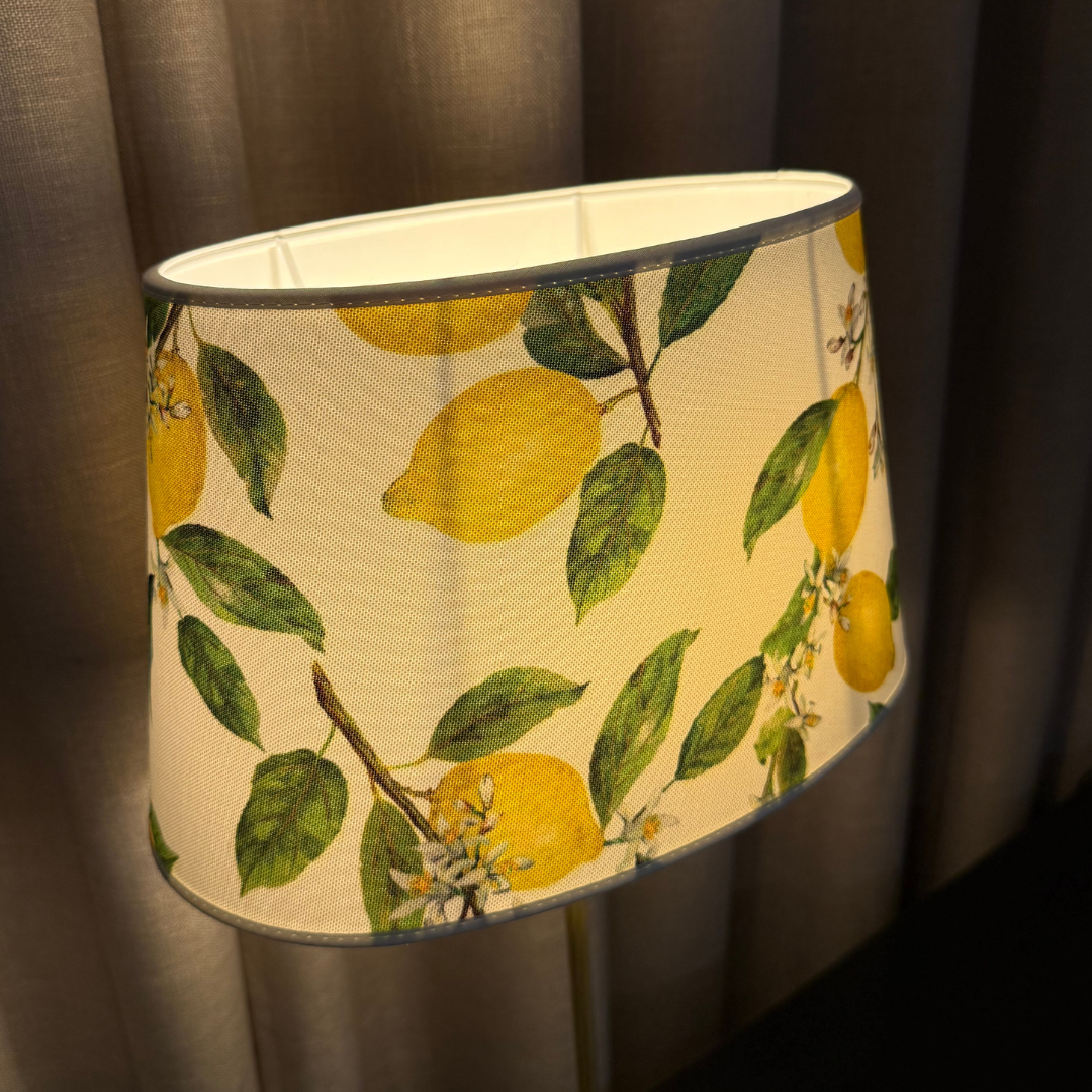Lampfot Line guld med Skärm Lemon Garden H59 cm