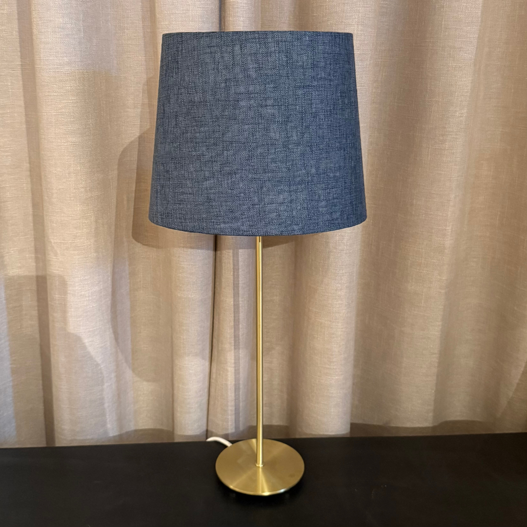 Lampfot Line Guld med skärm oval Sambu blå H60 cm