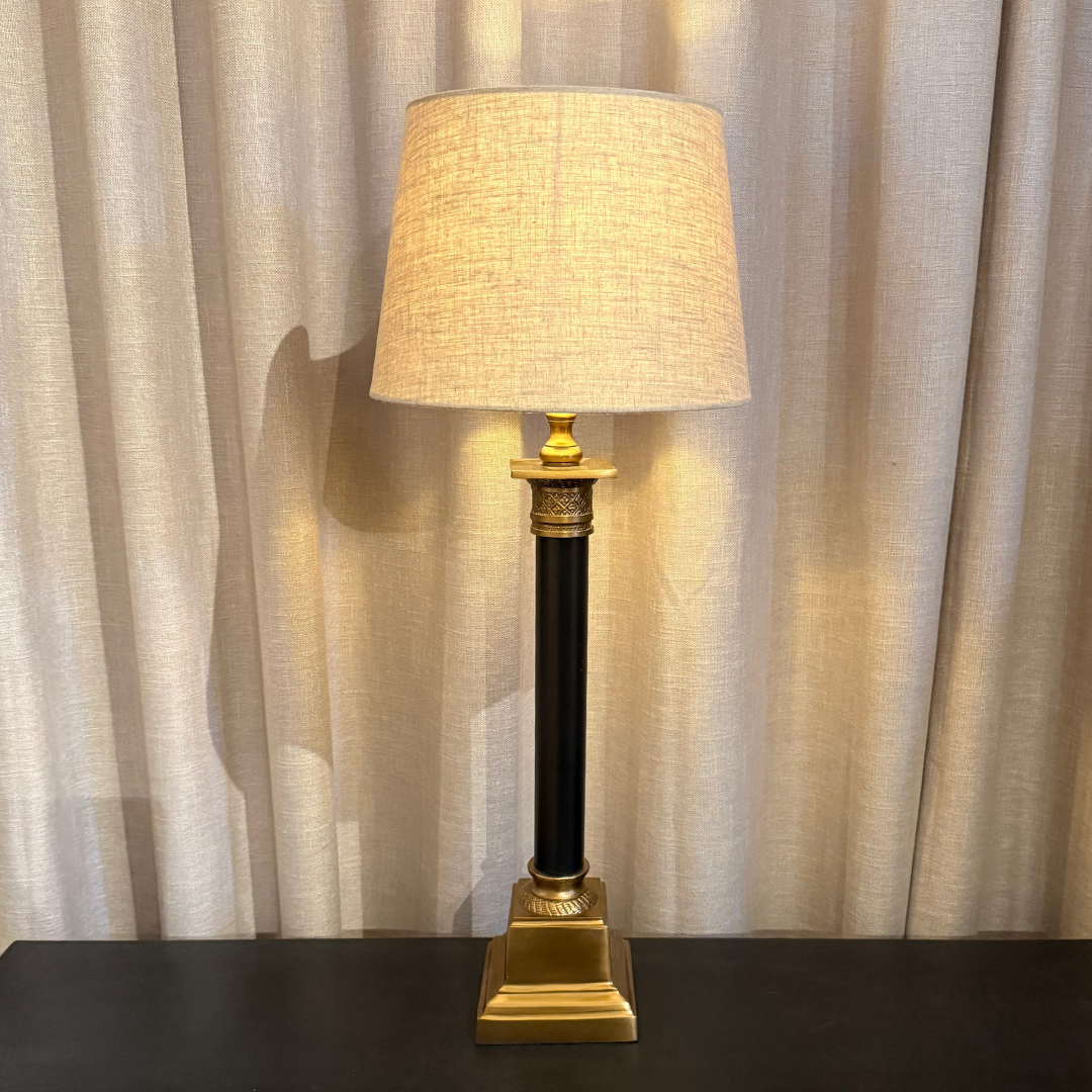 Lampfot Karl Låg Oxid/Svart med skärm Natur H65 cm