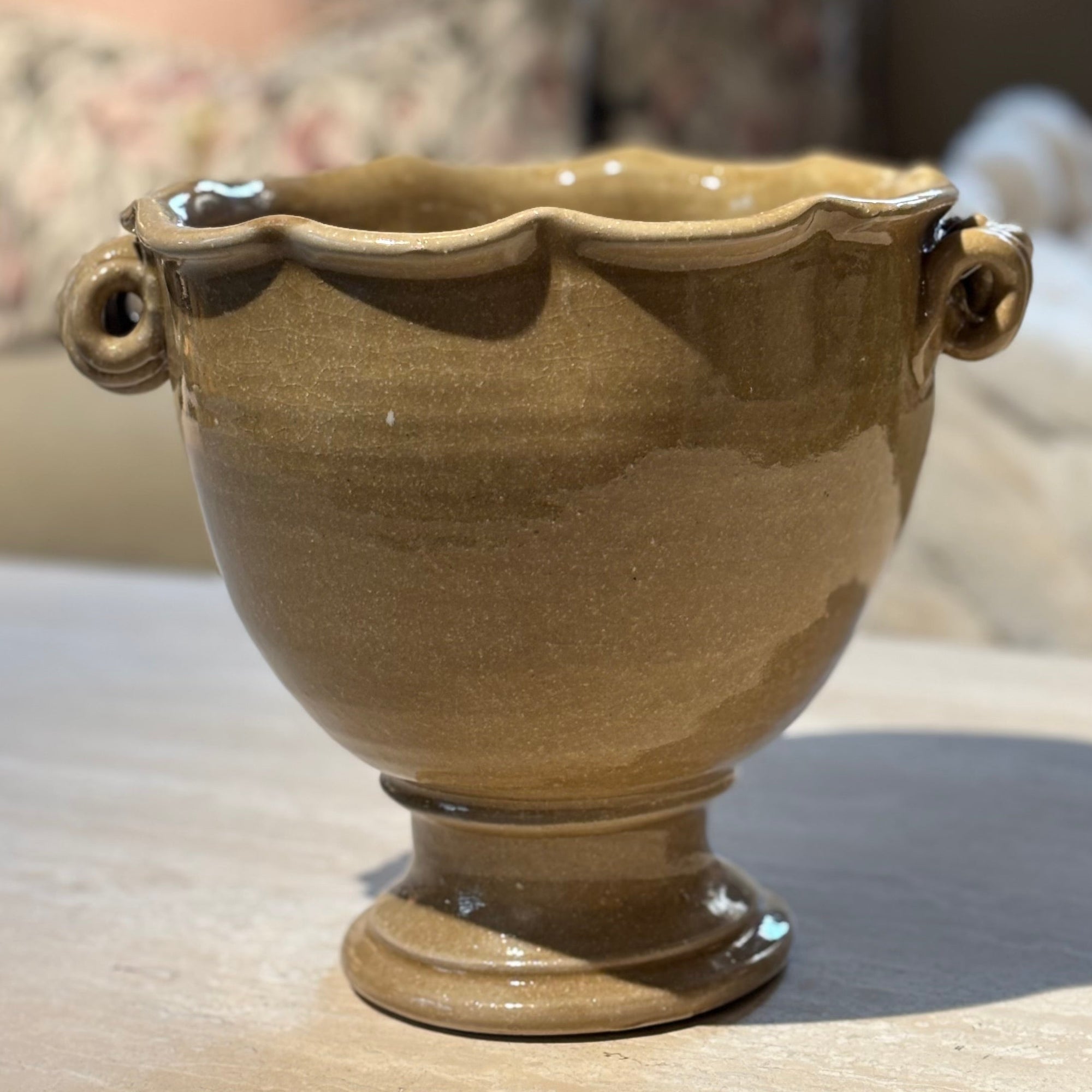 Kruka saffran glaserad keramik (två storlekar H 20/27 cm)