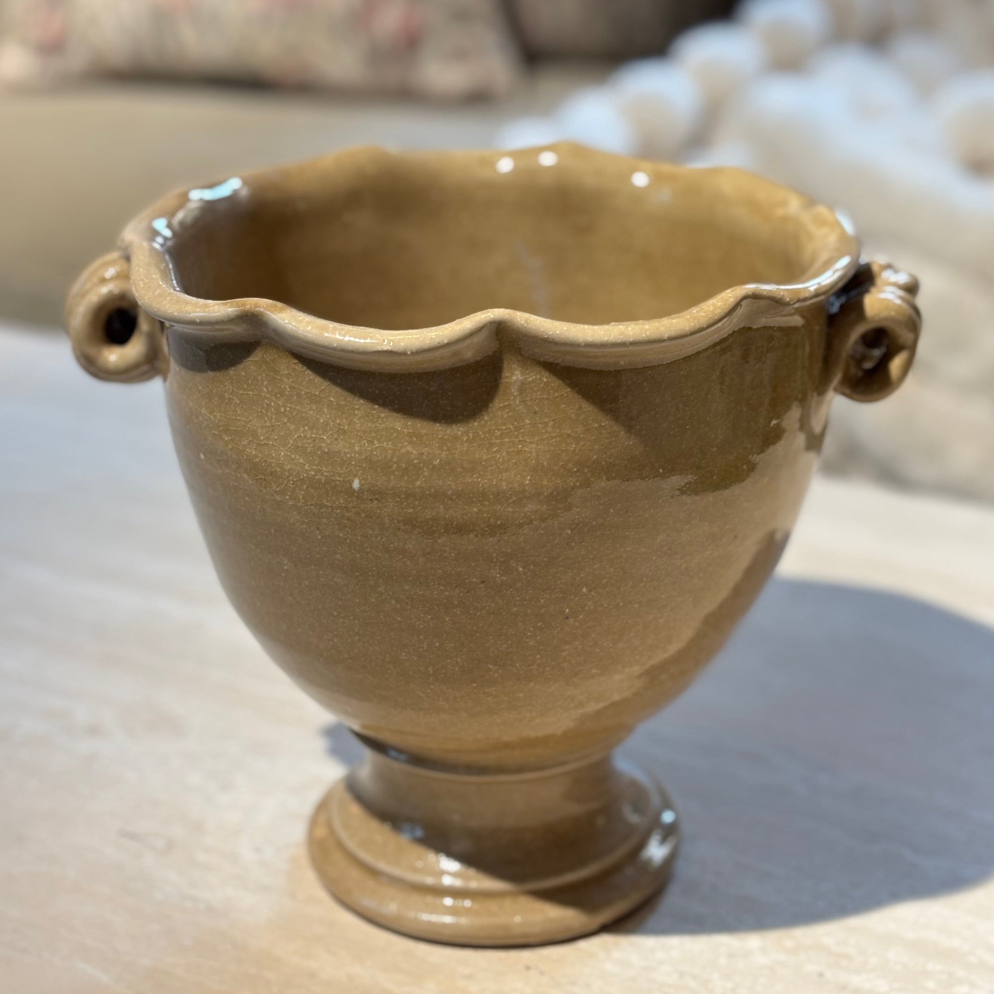 Kruka saffran glaserad keramik (två storlekar H 20/27 cm)