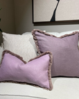 Kuddfodral med fransar lavender