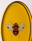 Bricka Handmålad Yellow Bee